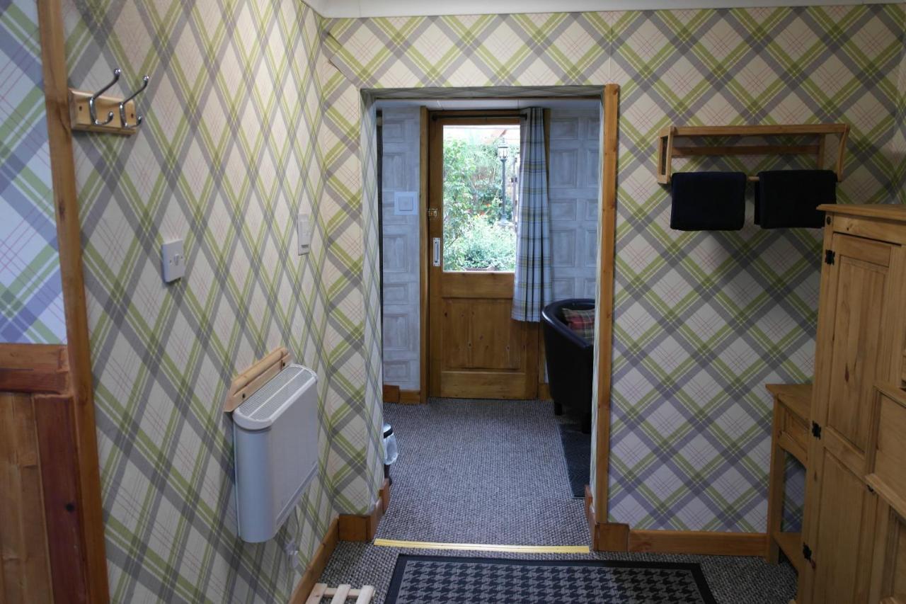 The Steading Highland Glen Lodge Drumnadrochit Exterior foto